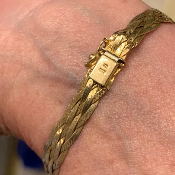 14 KG Italy Braided Bracelet Estate
